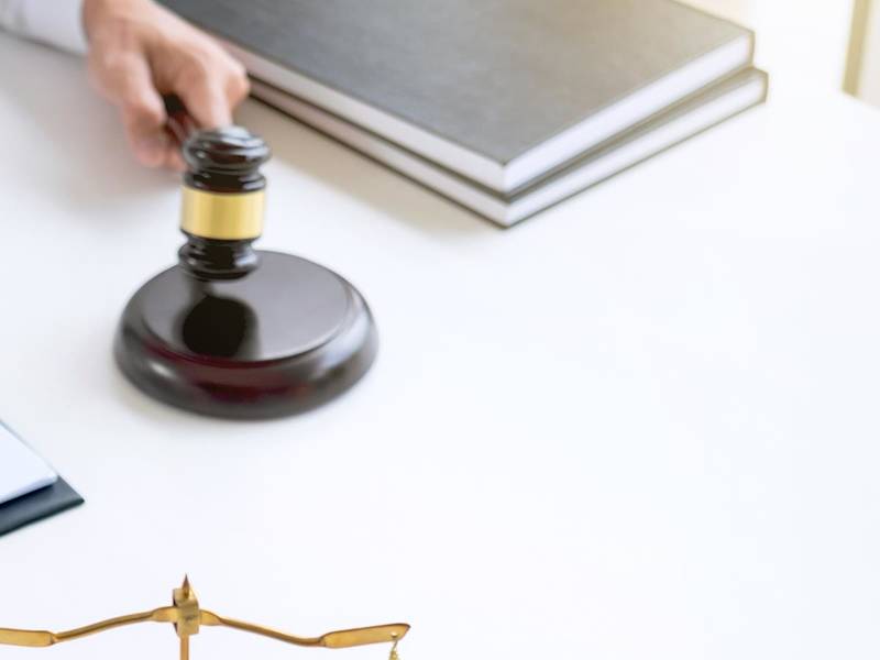 上海工伤律师事务所：上下班途中工伤认定的证据要点剖析